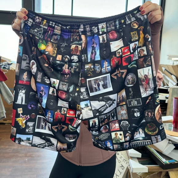 Beysearch Beyonce Shorts 2019 UNISEX - Picture 3 of 3